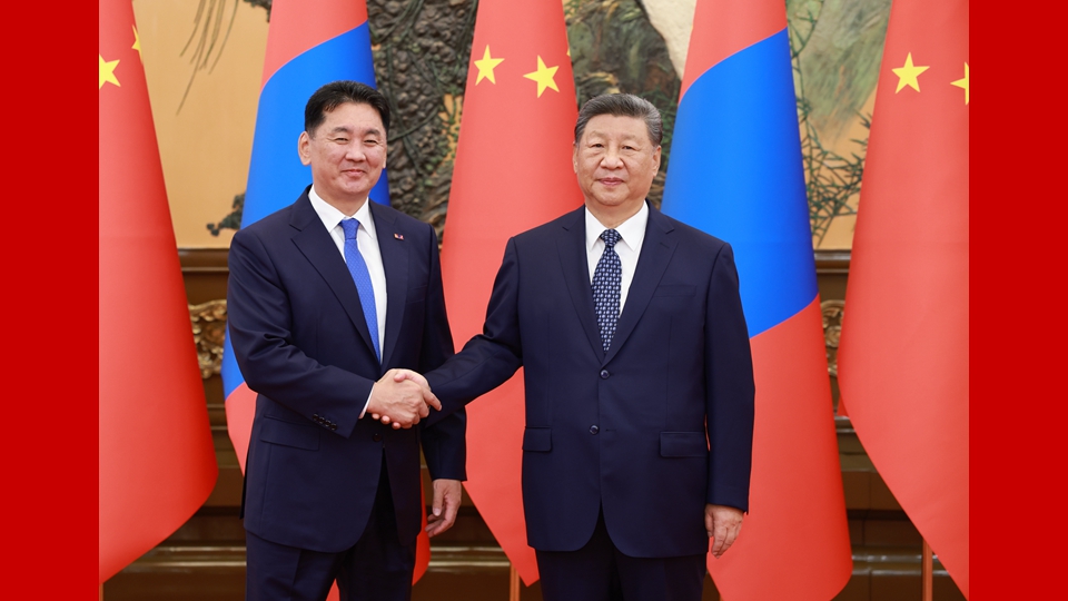 習(xí)近平會見蒙古國總統(tǒng)呼日勒蘇赫