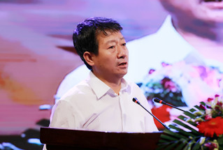 國家能源局新能源司副司長(zhǎng)梁志鵬致辭