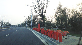 蘇州灣廣場(chǎng)公園開(kāi)通公共自行車?yán)? /></a>
</div>
<div   id=