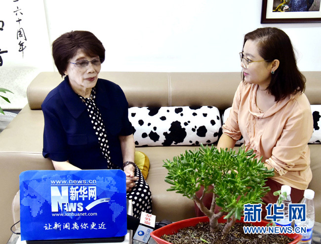 電波永不消逝，隨著時(shí)代發(fā)展傳播可能會(huì)有多種形式，年輕播音員要不忘初心，在如今優(yōu)越條件下更應(yīng)砥礪自己。