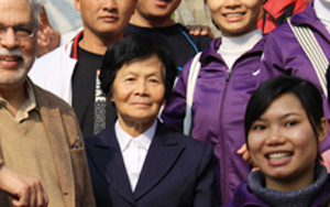 中國(guó)科學(xué)院院士、歸僑鄭守儀