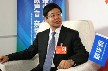 全國(guó)人大代表劉明忠做客新華網(wǎng)、中國(guó)政府網(wǎng)兩會(huì)訪(fǎng)談