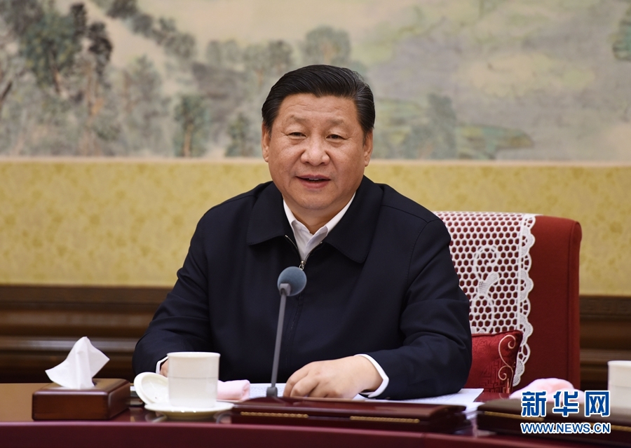 12月28日至29日，中共中央政治局召開(kāi)專題民主生活會(huì)，對(duì)照檢查踐行“三嚴(yán)三實(shí)”情況，討論研究加強(qiáng)黨風(fēng)廉政建設(shè)措施。中共中央總書記習(xí)近平主持會(huì)議并發(fā)表重要講話。新華社記者 李學(xué)仁 攝 
