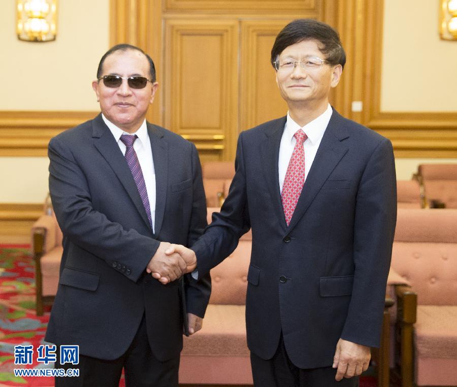 9月5日，中共中央政治局委員、中央政法委書記孟建柱在北京會(huì)見秘魯最高法院院長維克托·盧卡斯·蒂科納。 新華社記者 黃敬文 攝 