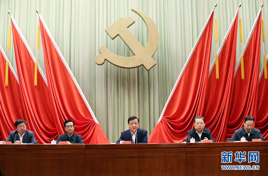 11月14日，中共中央黨校在北京舉行2016年秋季學(xué)期第二批入學(xué)學(xué)員開學(xué)典禮。中共中央政治局常委、中央黨校校長(zhǎng)劉云山出席并講話。新華社記者 劉衛(wèi)兵 攝