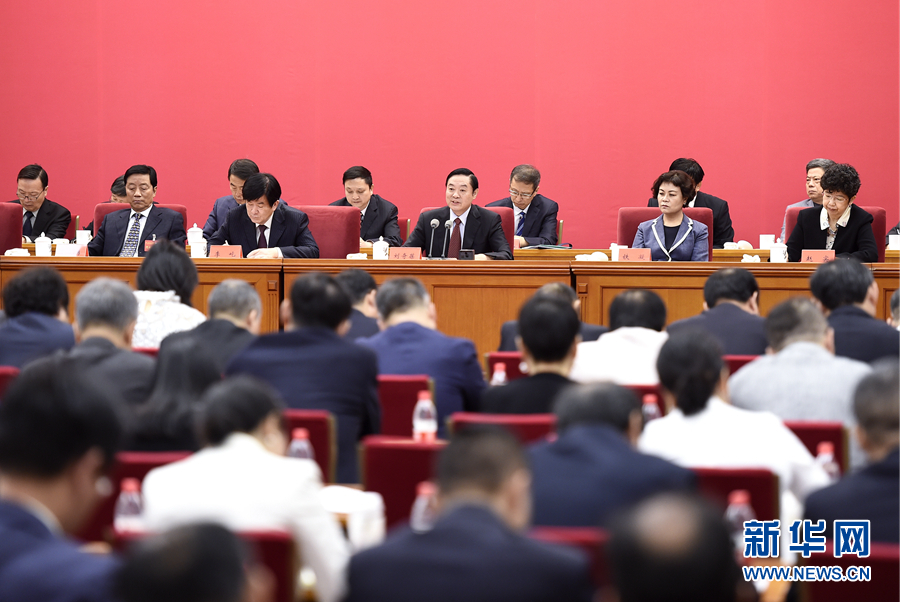 9月20日，中國電視藝術(shù)家協(xié)會(huì)第六次全國代表大會(huì)在北京召開。中共中央政治局委員、中央書記處書記、中宣部部長劉奇葆出席開幕式并講話。新華社記者 燕雁 攝