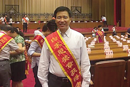 黃國寧被授予我國衛(wèi)生行業(yè)的最高榮譽“白求恩獎?wù)?rdquo;。