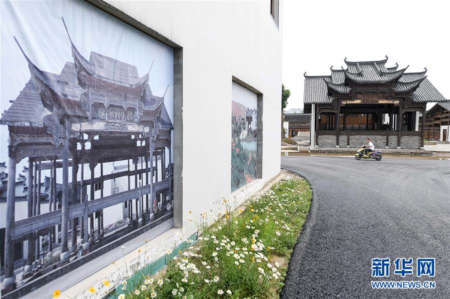 （新華全媒頭條·搶救古民居·圖文互動）（5）當古民居遇上城鎮(zhèn)化，如何留住鄉(xiāng)愁？