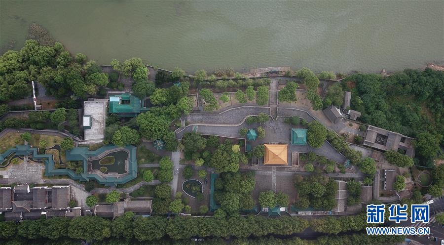 （大江奔流——來(lái)自長(zhǎng)江經(jīng)濟(jì)帶的報(bào)道·圖文互動(dòng)）（11）登岳陽(yáng)樓，又見(jiàn)“浩浩湯湯”