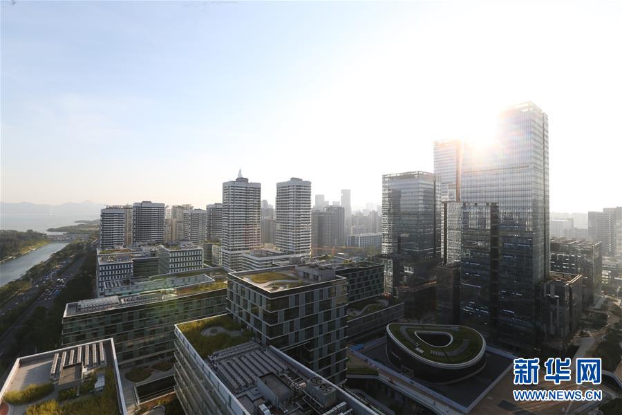 （在習(xí)近平新時(shí)代中國特色社會主義思想指引下·慶祝改革開放40周年·開放發(fā)展）（新華全媒頭條·圖文互動）（4）開放中國：大門越開越大 道路越走越寬