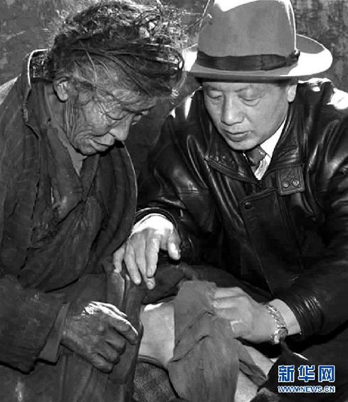 （改革先鋒風(fēng)采·圖文互動）（1）孔繁森：“一個(gè)共產(chǎn)黨員愛的最高境界是愛人民” 