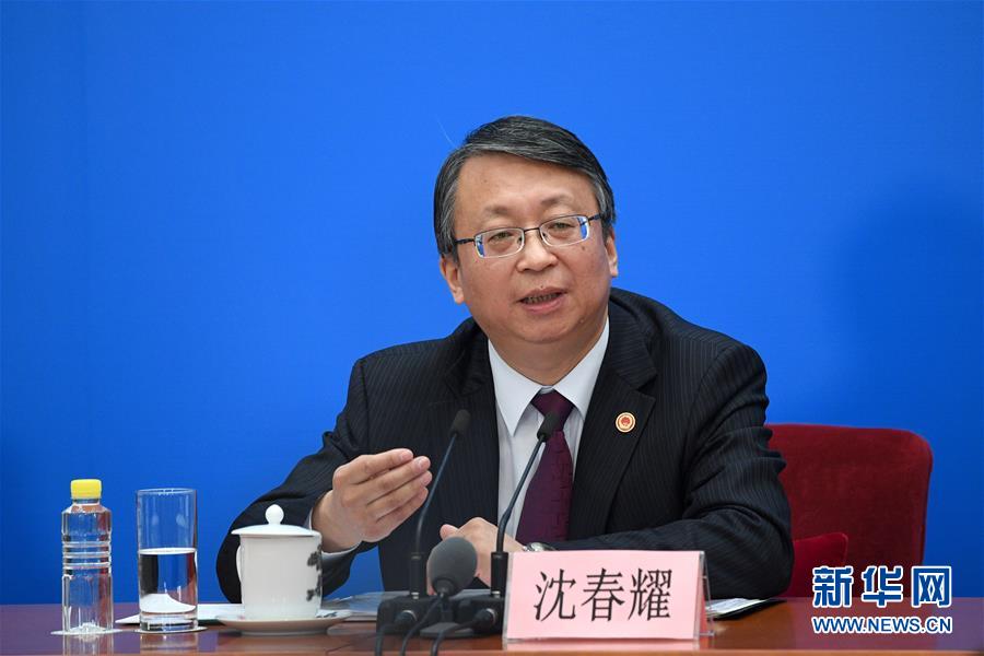 （兩會）（1）十三屆全國人大一次會議秘書處法案組有關(guān)負責(zé)人回應(yīng)憲法修正案熱點問題