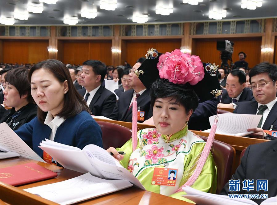 （兩會·基層代表履職故事）（1）全國人大代表孫艷玲：做好非遺事業(yè)，讓古老技藝活起來