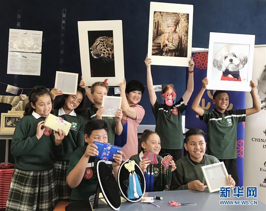 （兩會(huì)·基層代表履職故事）（5）全國人大代表孫艷玲：做好非遺事業(yè)，讓古老技藝活起來