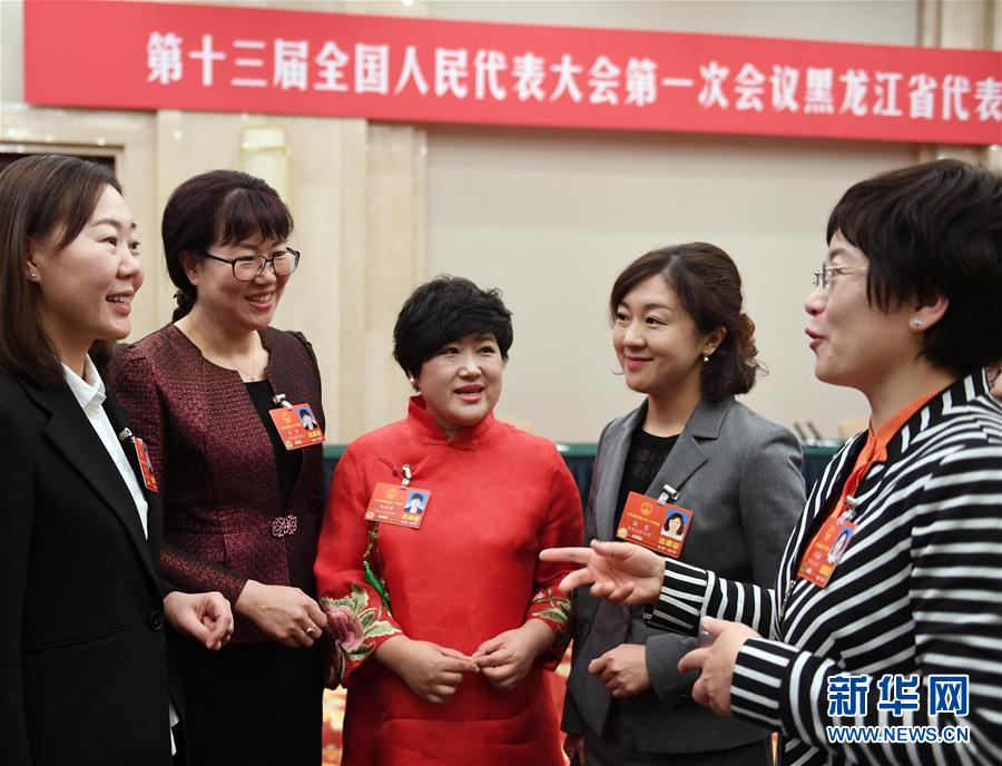 （兩會(huì)·基層代表履職故事）（2）全國(guó)人大代表孫艷玲：做好非遺事業(yè)，讓古老技藝活起來(lái)