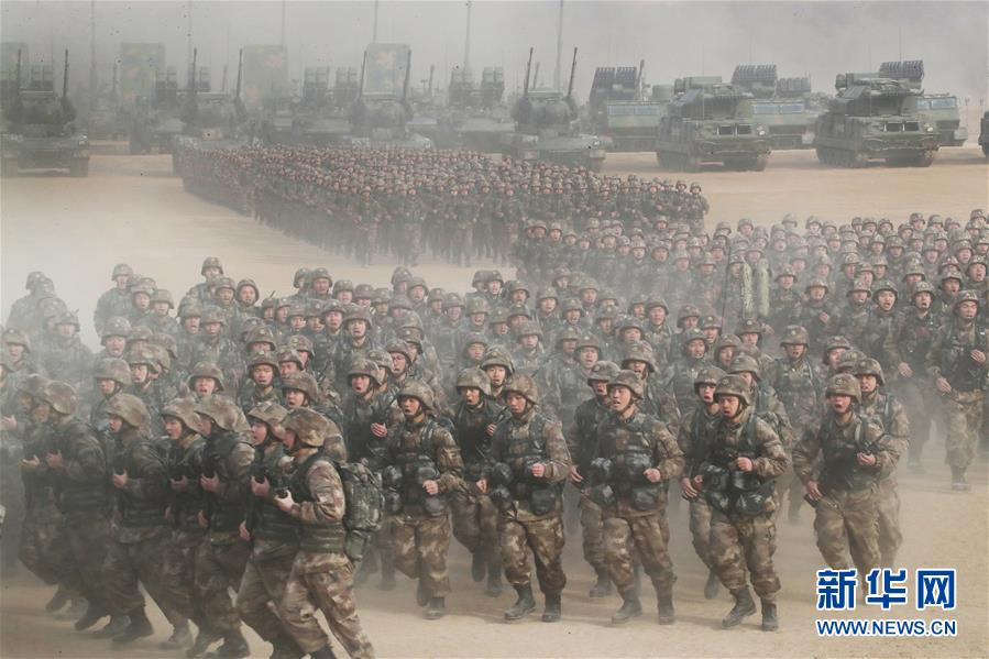 （新華全媒頭條·圖文互動(dòng)）（4）沿著中國(guó)特色強(qiáng)軍之路闊步前進(jìn)——黨中央、中央軍委領(lǐng)導(dǎo)推進(jìn)國(guó)防和軍隊(duì)建設(shè)70年紀(jì)實(shí)