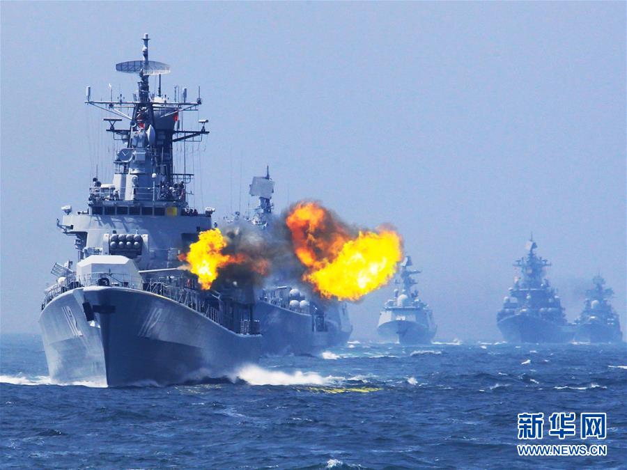 （新華全媒頭條·圖文互動(dòng)）（8）沿著中國(guó)特色強(qiáng)軍之路闊步前進(jìn)——黨中央、中央軍委領(lǐng)導(dǎo)推進(jìn)國(guó)防和軍隊(duì)建設(shè)70年紀(jì)實(shí)