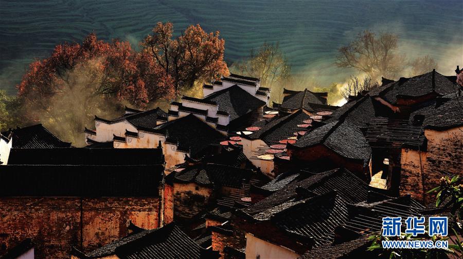 （圖文互動(dòng)）（10）鄉(xiāng)村攝影師、鄉(xiāng)村“模特”、民宿店主——鄉(xiāng)村旅游推動(dòng)婺源農(nóng)民生活方式發(fā)生新變化