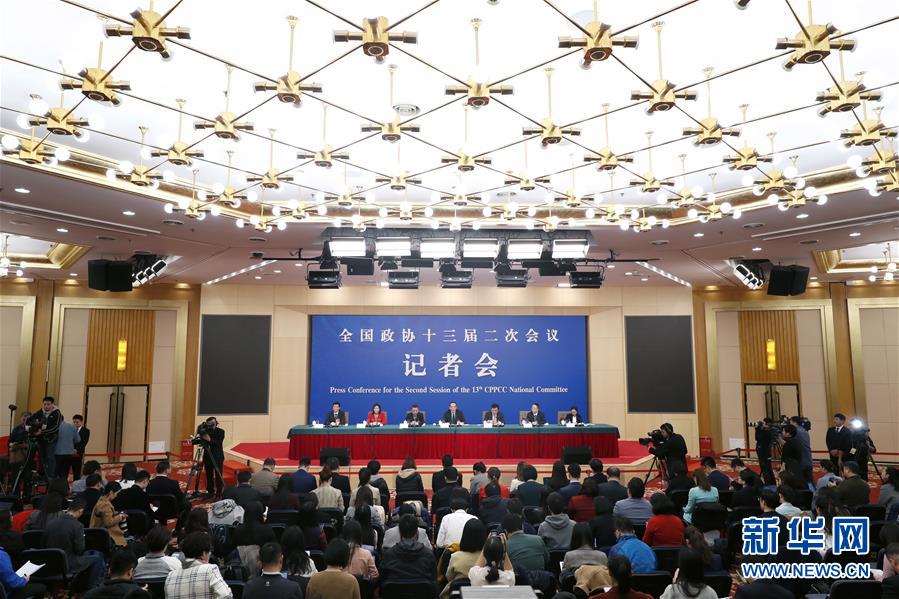（兩會(huì)）（2）政協(xié)委員談優(yōu)化營商環(huán)境、促進(jìn)民營經(jīng)濟(jì)高質(zhì)量發(fā)展