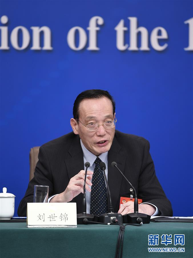 （兩會·XHDW）（3）政協(xié)委員談優(yōu)化營商環(huán)境、促進民營經濟高質量發(fā)展