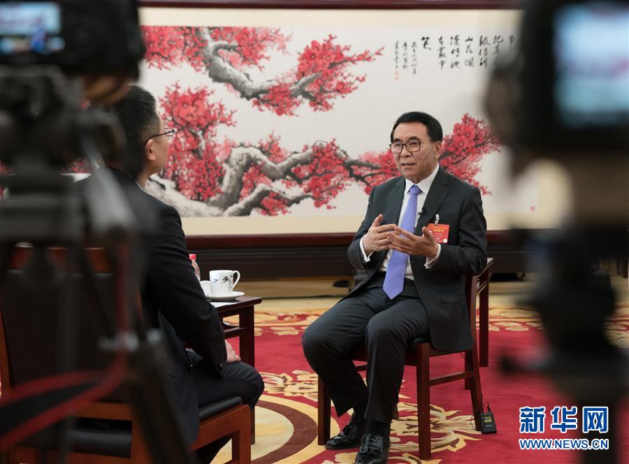 （兩會·圖文互動）（2）全國人大代表、中科院院長白春禮：打破關(guān)鍵核心技術(shù)“瓶頸”