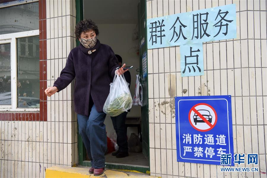 （聚焦疫情防控·圖文互動）（5）“我們多跑跑，居民更安全”——直擊新疆基層社區(qū)疫情防控
