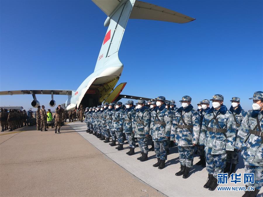 （一線抗疫群英譜·圖文互動(dòng)）（3）起飛，在人民最需要的時(shí)刻——中部戰(zhàn)區(qū)空軍航空兵某團(tuán)支援湖北抗“疫”空運(yùn)記事