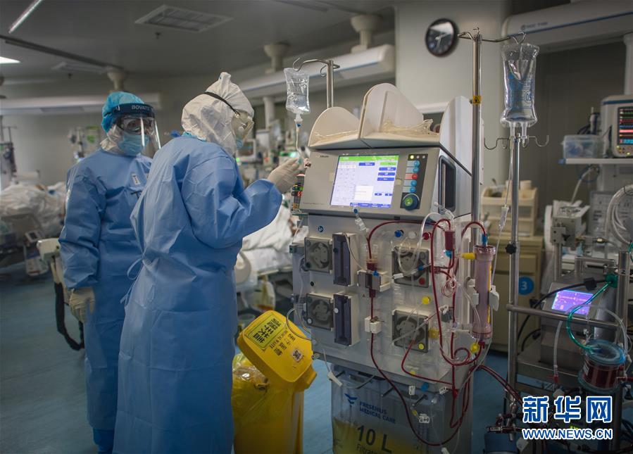 （新華全媒頭條·圖文互動）（3）生命至上——聚焦新冠肺炎患者救治攻堅(jiān)