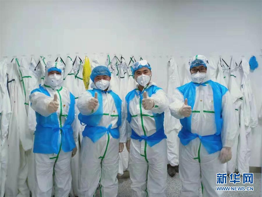 （習近平致敬的戰(zhàn)“疫”英雄·志愿者篇·圖文互動）（2）他們，微光成炬照征程