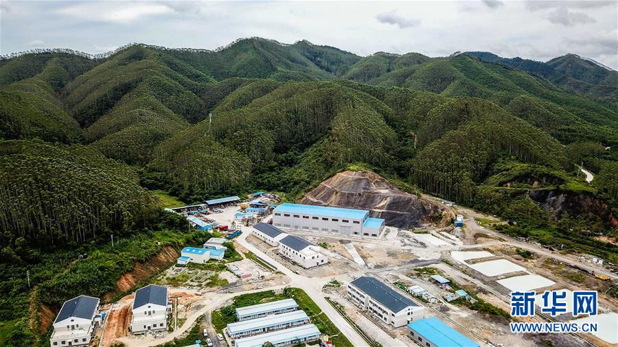 （新華全媒頭條·圖文互動(dòng)）（11）新基建，澎湃中國經(jīng)濟(jì)新動(dòng)能
