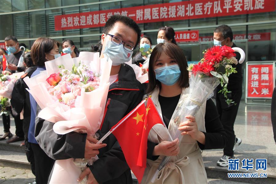 （新華全媒頭條·圖文互動）（11）“我看不見你的樣子，但我知道你是誰”——寫在國際護士節(jié)來臨之際