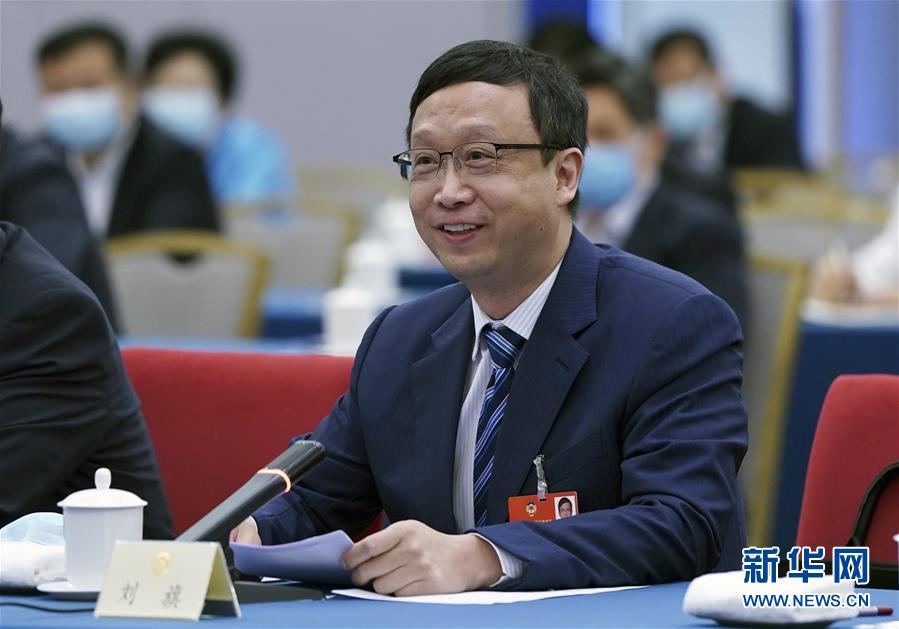 （新華全媒頭條·圖文互動）（4）從人民中汲取磅礴力量——習(xí)近平總書記同出席2020年全國兩會人大代表、政協(xié)委員共商國是紀(jì)實