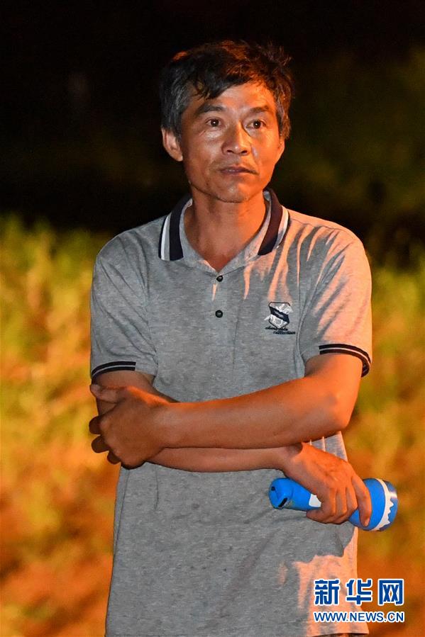（防汛抗洪·圖文互動）（3）“保衛(wèi)家園，誰都不能是旁觀者”——夜訪洞庭湖大堤防汛一線