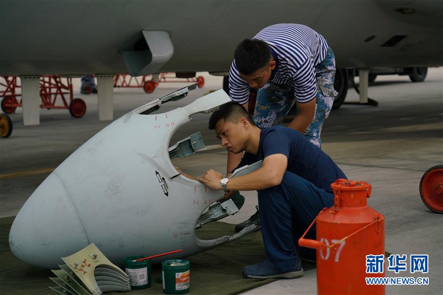 （在習(xí)近平強(qiáng)軍思想指引下·我們在戰(zhàn)位報(bào)告·圖文互動(dòng)）（5）偵天探海 狩獵?？?mdash;—南部戰(zhàn)區(qū)海軍航空兵某師加速轉(zhuǎn)型提升新質(zhì)戰(zhàn)斗力記事