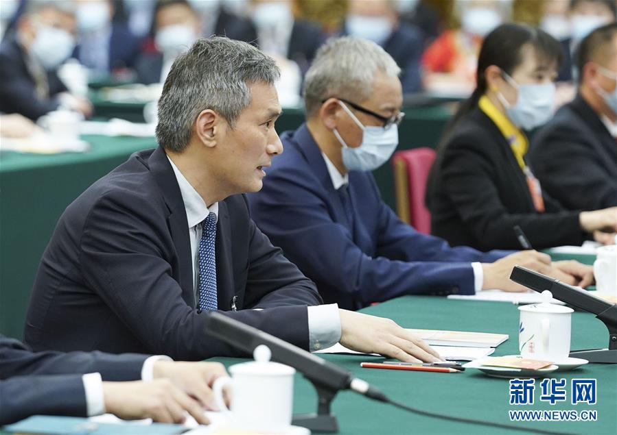 （新華全媒頭條·圖文互動）（2）從人民中汲取磅礴力量——習(xí)近平總書記同出席2020年全國兩會人大代表、政協(xié)委員共商國是紀(jì)實