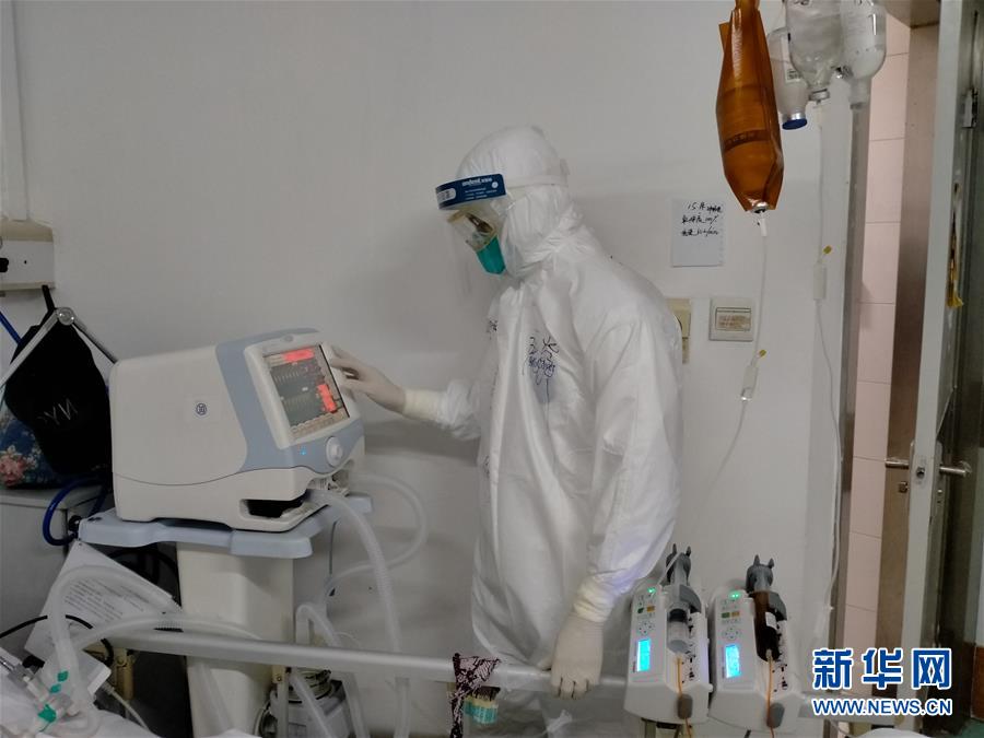 （在習(xí)近平新時(shí)代中國(guó)特色社會(huì)主義思想指引下——新時(shí)代新作為新篇章·習(xí)近平總書(shū)記關(guān)切事·圖文互動(dòng)）（2）青春的顏色是什么？