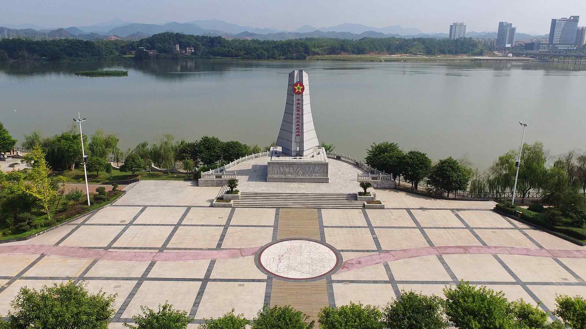探訪(fǎng)中央紅軍長(zhǎng)征出發(fā)地紀(jì)念園