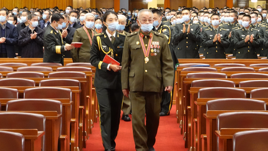 大會前，志愿軍老同志入場