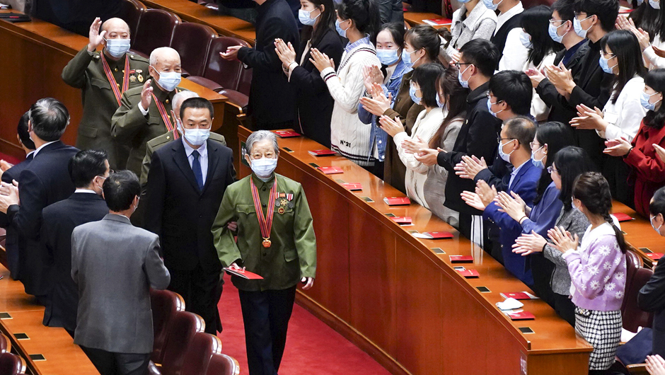 大會前，志愿軍老同志入場