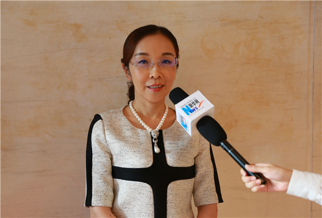 把增強(qiáng)黨的凝聚力、戰(zhàn)斗力與提高企業(yè)競(jìng)爭(zhēng)力、創(chuàng)造力有機(jī)融合。