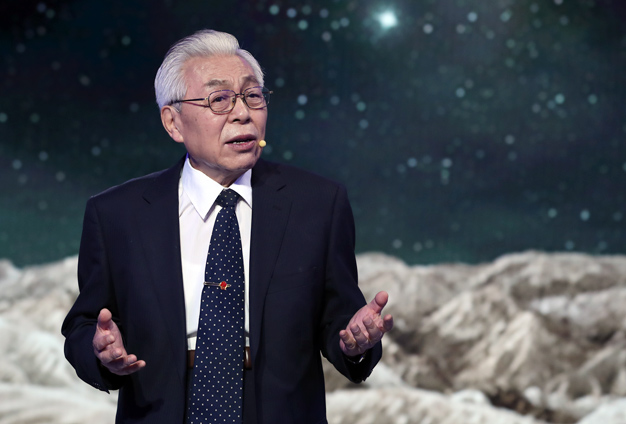雖然已經(jīng)84歲了，但我還會加倍努力。