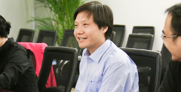 小米科技董事長(zhǎng)雷軍——中國(guó)經(jīng)濟(jì)持續(xù)崛起、文化軟實(shí)力不斷增強(qiáng)，給與了中國(guó)品牌真正走向世界的寶貴推動(dòng)力。小米希望順勢(shì)而為，讓全球所有人都能享受科技的樂(lè)趣，并成為值得國(guó)人驕傲的世界品牌。