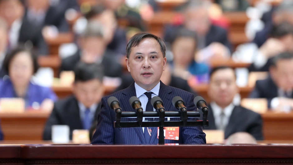 重慶醫(yī)科大學(xué)附屬第二醫(yī)院院長，重慶黨外知識分子聯(lián)誼會副會長 任紅
