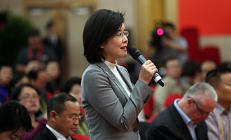 中央電視臺(tái)、中國(guó)網(wǎng)絡(luò)電視臺(tái)記者提問(wèn)