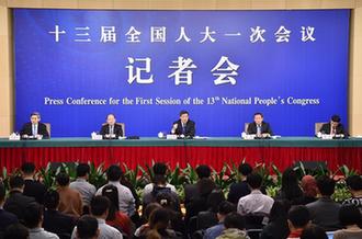 國(guó)家發(fā)改委主任何立峰等就“創(chuàng)新和完善宏觀調(diào)控，推動(dòng)高質(zhì)量發(fā)展”答記者問