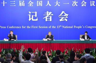 教育部部長(zhǎng)陳寶生就“努力讓每個(gè)孩子都能享有公平而有質(zhì)量的教育”答記者問