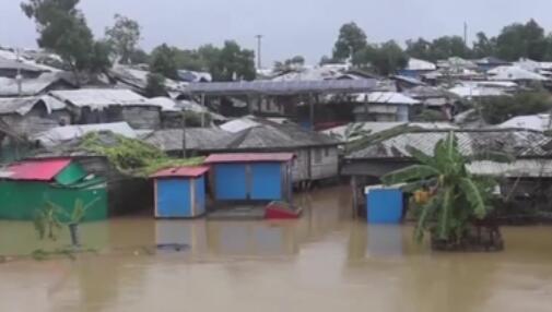 天災(zāi)！暴雨傾盆 孟加拉國難民村30萬人被困