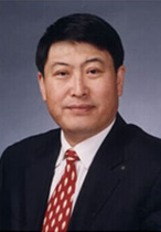 王振國(guó)：首屆“中國(guó)十大杰出青年“、北京振國(guó)腫瘤研究中心主任