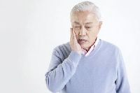 【健康解碼】牙疼的時(shí)候喝冰啤酒會(huì)緩解牙痛嗎？