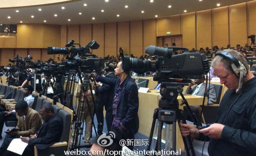 李克強即將在非盟總部發(fā)表演講，請柬“一柬難求”。圖片來源：“新國際”微博。